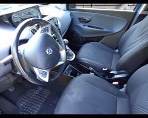 LANCIA Ypsilon 1.0 firefly hybrid Gold s&s 70cv 10