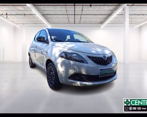 LANCIA Ypsilon 1.0 firefly hybrid Platino s&s 70cv