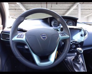 LANCIA Ypsilon 1.0 firefly hybrid Platino s&s 70cv 13