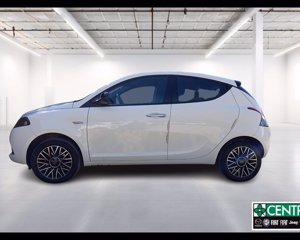 LANCIA Ypsilon 1.0 firefly hybrid Platino s&s 70cv 3