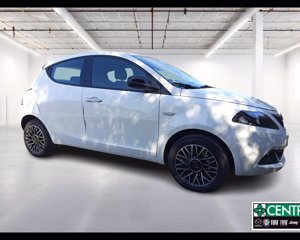 LANCIA Ypsilon 1.0 firefly hybrid Platino s&s 70cv 7