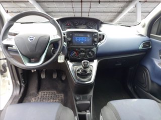 LANCIA Ypsilon 1.0 firefly hybrid Platino s&s 70cv 12
