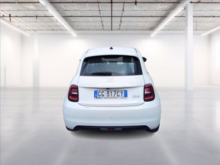 FIAT 500e Cabrio 42 kWh Passion 5