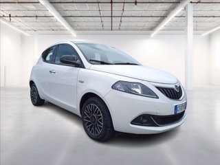 LANCIA Ypsilon 1.0 firefly hybrid Platino s&s 70cv