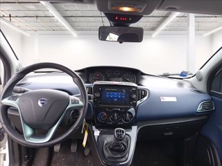 LANCIA Ypsilon 1.0 firefly hybrid Platino s&s 70cv 11