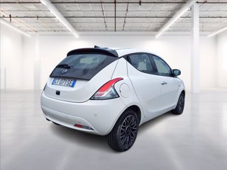 LANCIA Ypsilon 1.0 firefly hybrid Platino s&s 70cv 6