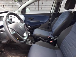 LANCIA Ypsilon 1.0 firefly hybrid Platino s&s 70cv 9