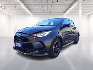 TOYOTA Yaris 1.5h Lounge 2