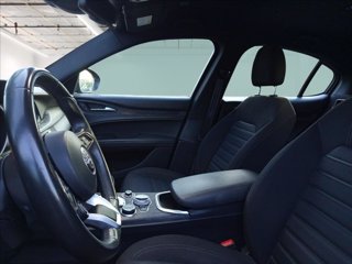 ALFA ROMEO Stelvio 2.2 t Business Q4 190cv auto 13