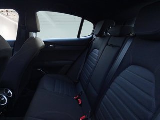 ALFA ROMEO Stelvio 2.2 t Business Q4 190cv auto 15