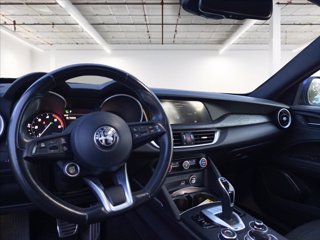 ALFA ROMEO Stelvio 2.2 t Business Q4 190cv auto 17